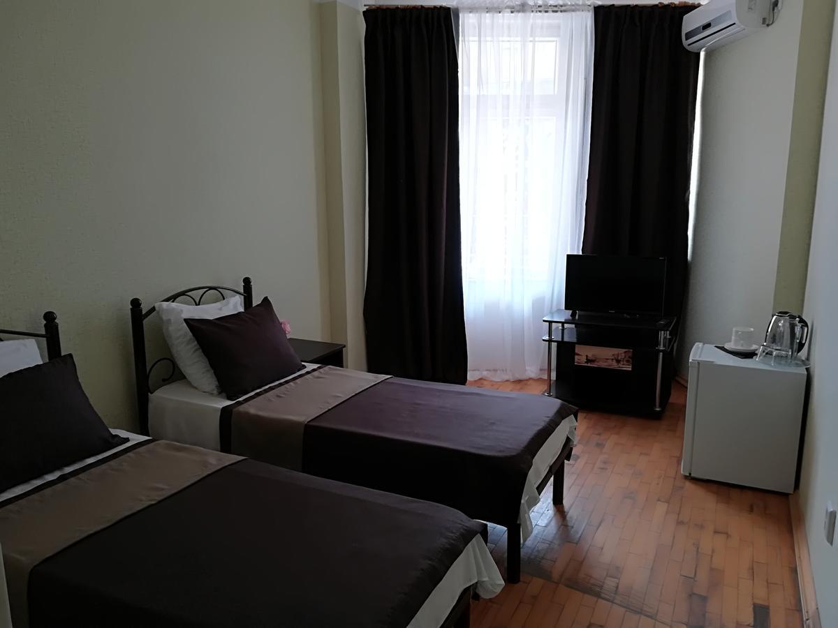 Гостиница Ива Gagra Ngoại thất bức ảnh